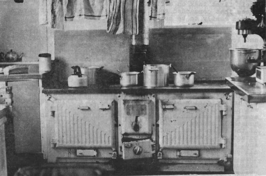 Campbell-Island-Hostel-Stove